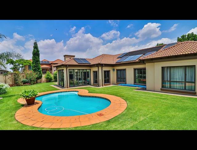 3 BEDROOM HOUSE FOR SALE IN MIDLANDS ESTATE